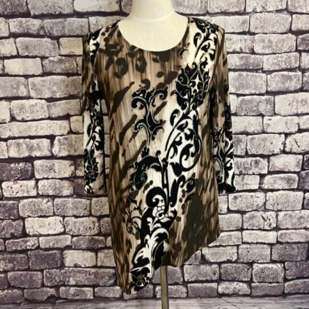 Chico's Travelers 3/4 Sleeve Asymmetrical Hem Blouse Size Small